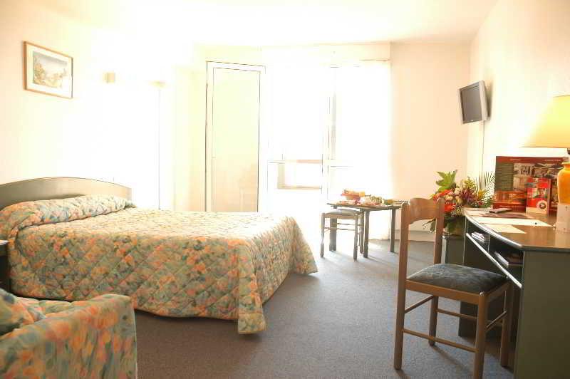 Inter-Hotel Bordeaux Meriadeck Alton Exteriér fotografie